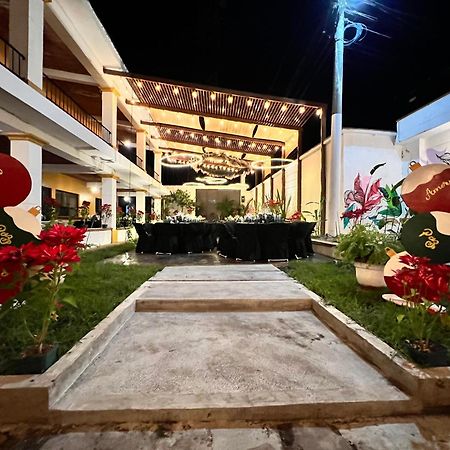 Zafra Hotel Retalhuleu Extérieur photo