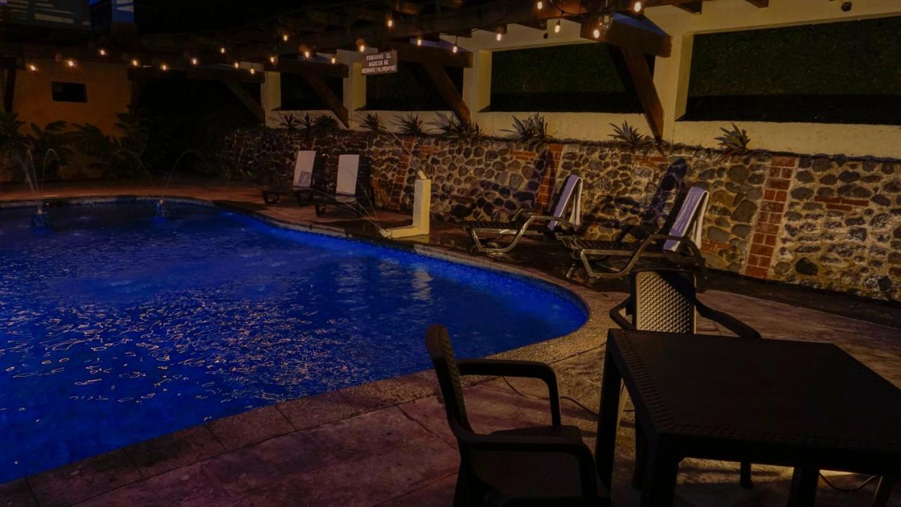 Zafra Hotel Retalhuleu Extérieur photo