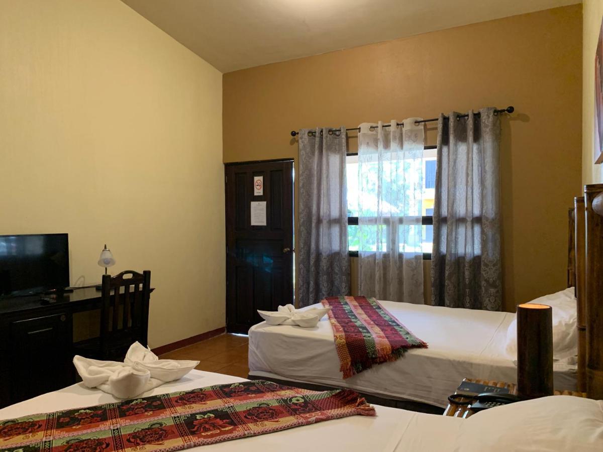 Zafra Hotel Retalhuleu Extérieur photo