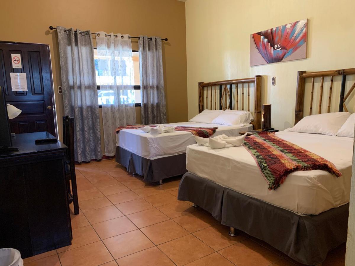Zafra Hotel Retalhuleu Extérieur photo